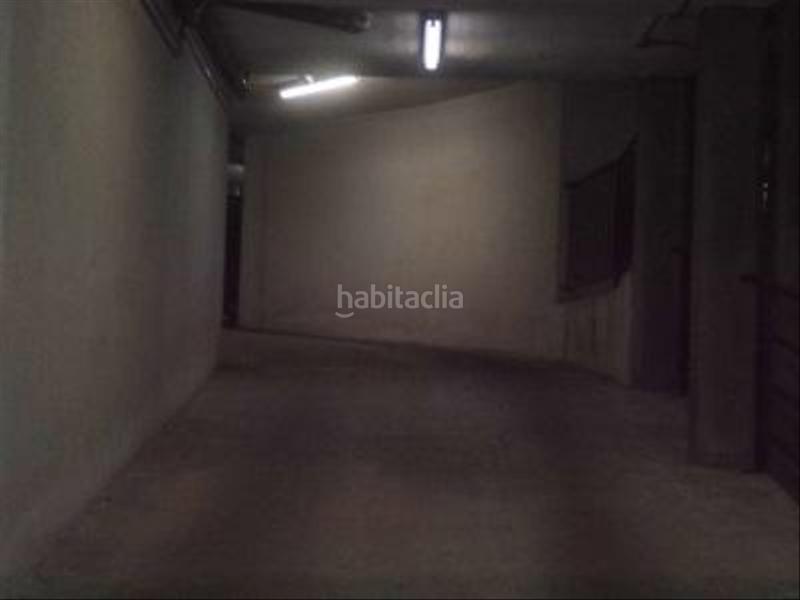 Foto 1cc5fa44-eba4-4c34-8b1d-09e8b38811c9. Aparcament cotxe a Lardero