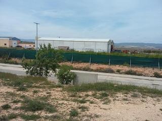 Finca rústica  Poligono. Solvia inmobiliaria  suelo urbanizable caudete de las fuentes