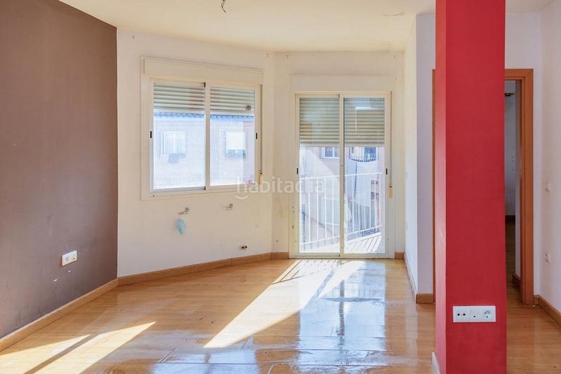 Foto cad54366-9498-4187-85d7-c89cbfc413f9. Etagenwohnung mit heizung in Ricla
