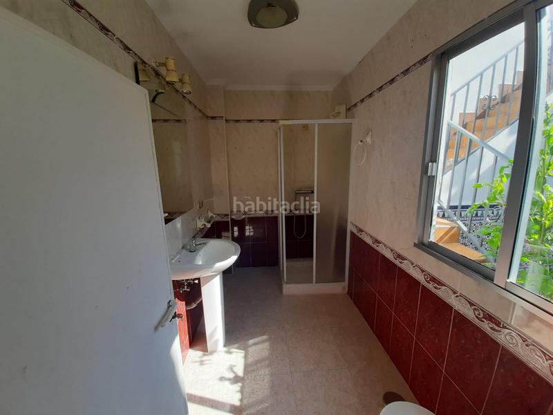 Foto dbad4d0b-5bc8-4f13-90c5-2e0c796c7117. Casa bifamiliare in Centro Bormujos
