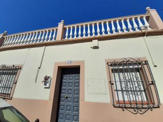 Casa bifamiliare  Pio xii. Solvia inmobiliaria  chalet adosado bormujos