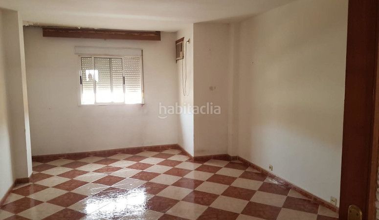 Foto f4709a0f-b405-41f9-ba8c-a79245a8c664. Pis a Santa Marta