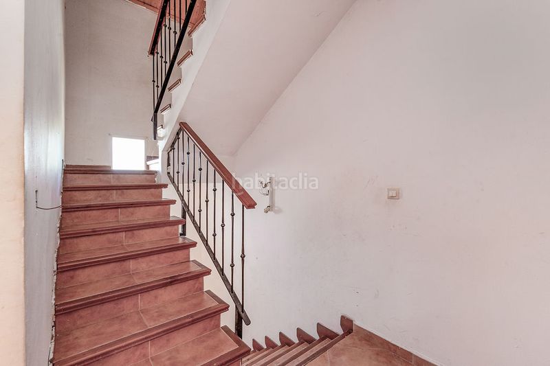 Foto 2e966e80-9a71-4740-91c1-95f08b297cbf. Casa aparellada amb piscina a Yuncler