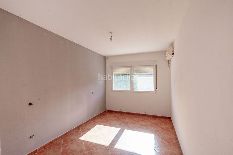 Foto d5267d13-c2a4-4b2b-8642-1cbbb8b34193. Casa aparellada amb piscina a Yuncler