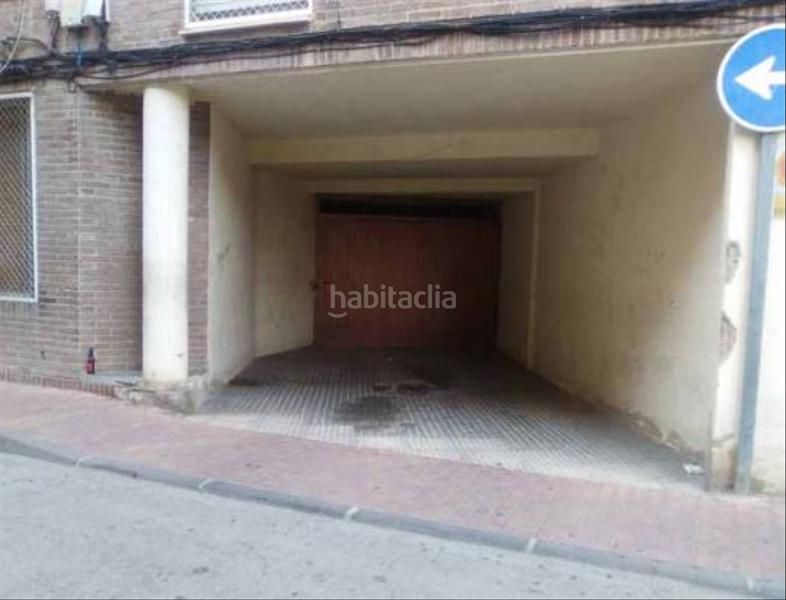 Foto 973a370f-3ab2-4420-ac15-7108ac03d7cf. Aparcament cotxe a Archena