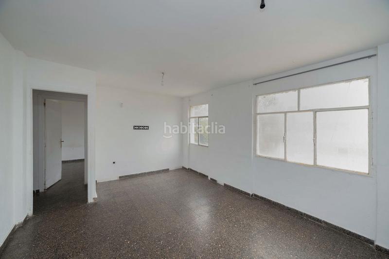 Foto c3df1f45-f5ef-4611-adc6-c7fe0cc384dc. Piso solvia inmobiliaria piso alacant en Juan XXIII Alicante