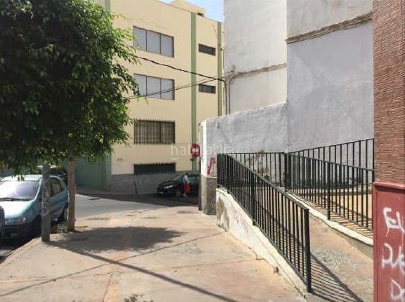 Foto 9e240fff-d497-4a9c-bd04-cf2f8d93871b. Piso solvia inmobiliaria piso en La Chanca - Pescadería Almería