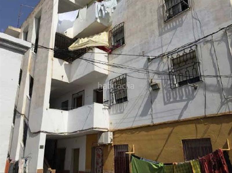 Foto fa697217-6617-4096-b44f-6c15ea26ae6a. Piso solvia inmobiliaria piso en La Chanca - Pescadería Almería