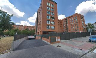 Aparcament cotxe  C/ centen. Solvia inmobiliaria  garaje madrid