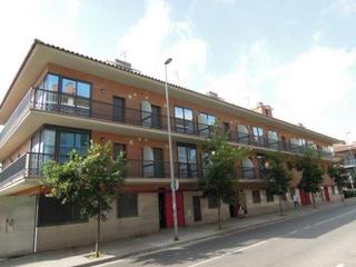 Aparcament cotxe  C/ burgos. Solvia inmobiliaria  garaje rubí