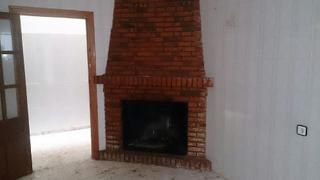 Casa aparellada  Santos martires. Solvia inmobiliaria  chalet adosado argamasilla de calatrava