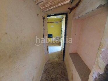 Foto b598ac5b-d999-4177-be64-9ecd75512373. Xalet a Yecla