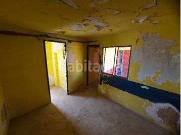 Foto cad57335-8390-44bb-b370-f371327c627e. Xalet a Yecla