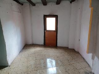 Etagenwohnung  C/ caputxins. Solvia inmobiliaria  piso manresa