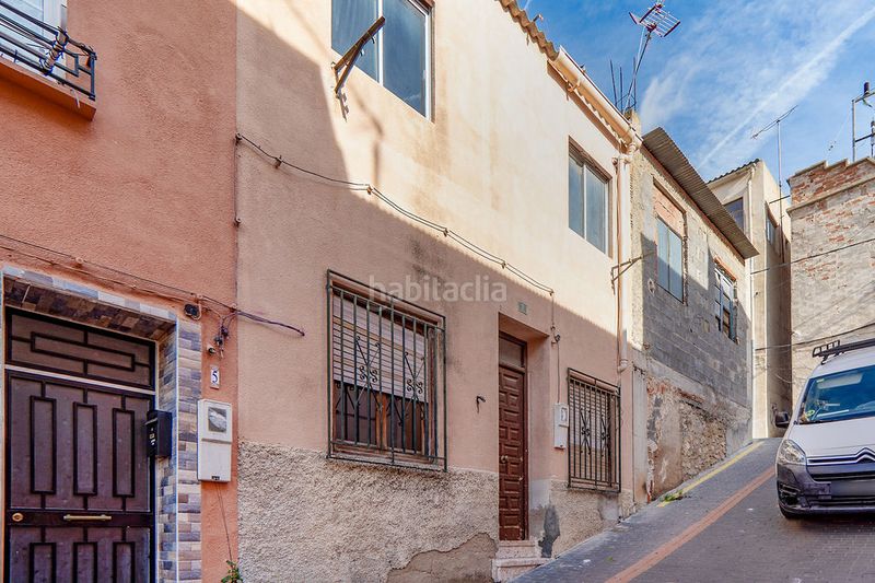 Foto 335e3abf-2ef8-4b25-b009-3bd91831091a. Casa aparellada amb aparcament a Abarán