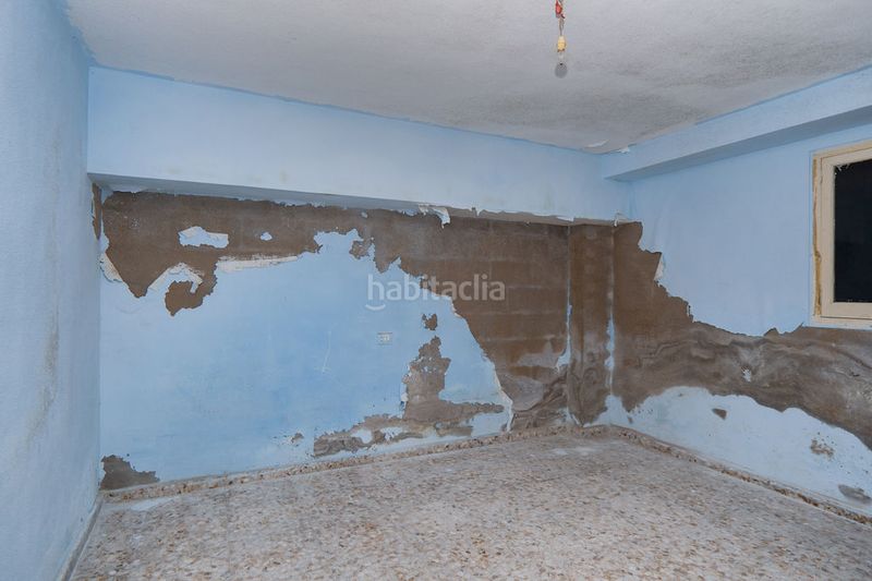 Foto 68ef6a3a-90b8-47af-b9ea-994ecd9246a8. Casa aparellada amb aparcament a Abarán