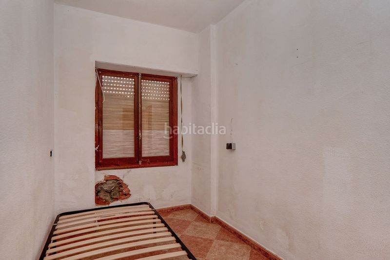 Foto 8958d93d-f4a0-4b9b-8a12-a876de1ee04f. Casa aparellada amb aparcament a Abarán