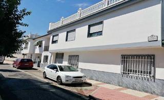 Casa aparellada  Maestro andres ramirez. Solvia inmobiliaria  chalet adosado chauchina