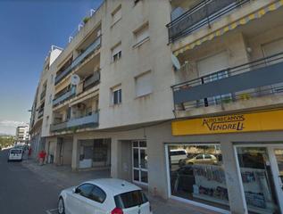 Aparcament cotxe  Industria. Solvia inmobiliaria  garaje vendrell el
