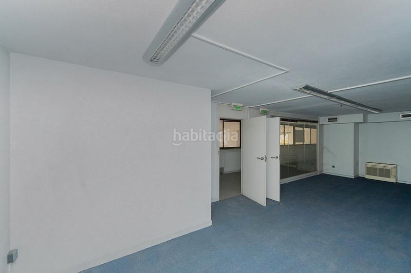 Foto d6e1b762-4f46-4f8d-a42f-3dbf227cc1fd. Business premise in Mendebaldea - Ermitagaña Pamplona / Iruña