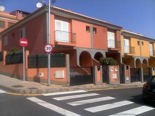 Maison jumelée  Hermandad. Solvia inmobiliaria  chalet adosado san cristóbal de la laguna