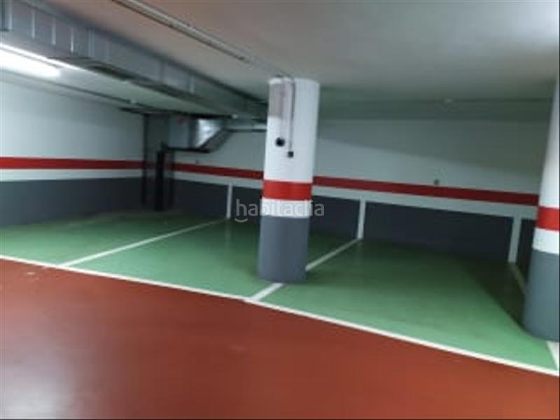 Foto c945cc43-3bec-4e81-9bd6-98e5bb164dac. Parking coche solvia inmobiliaria garaje en Carballo