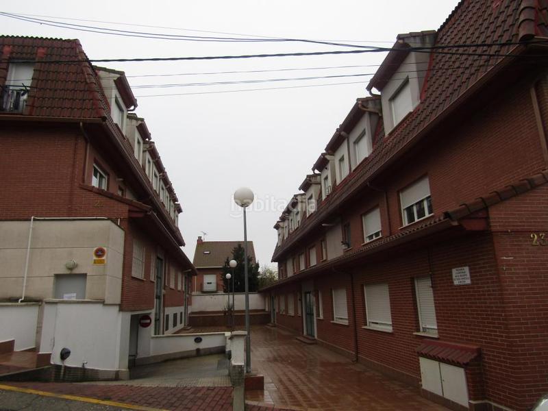 Foto af09e0c5-ec5d-48a5-b02a-01dc49890b1f. Parking coche solvia inmobiliaria garaje en Pedrezuela