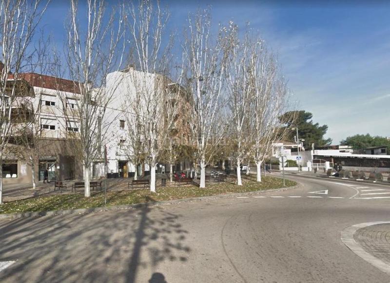 Foto 75aefbd5-83de-481f-bc5f-b05c929892ce. Car parking in Martorell