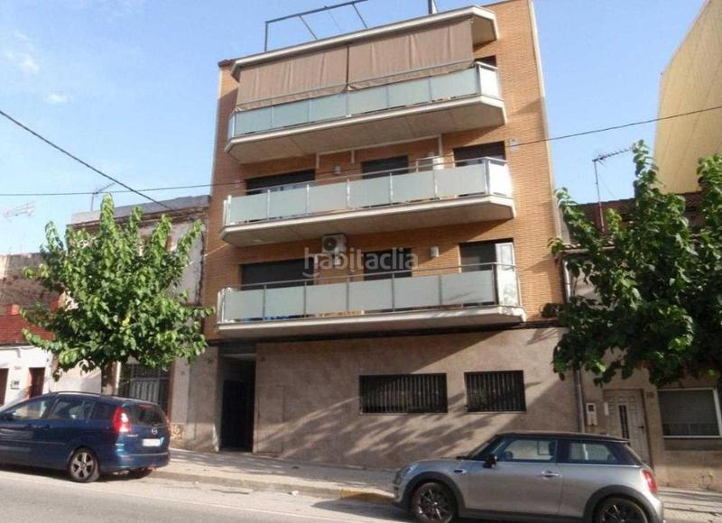 Foto b2762dbf-c0de-452f-b30b-6ddbbe5b4d68. Aparcament cotxe a Vallirana