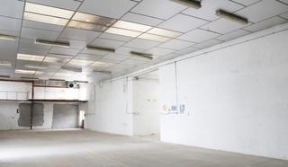 Bâtiment à usage industriel  Alonso pita. Solvia inmobiliaria  nave industrial sonseca
