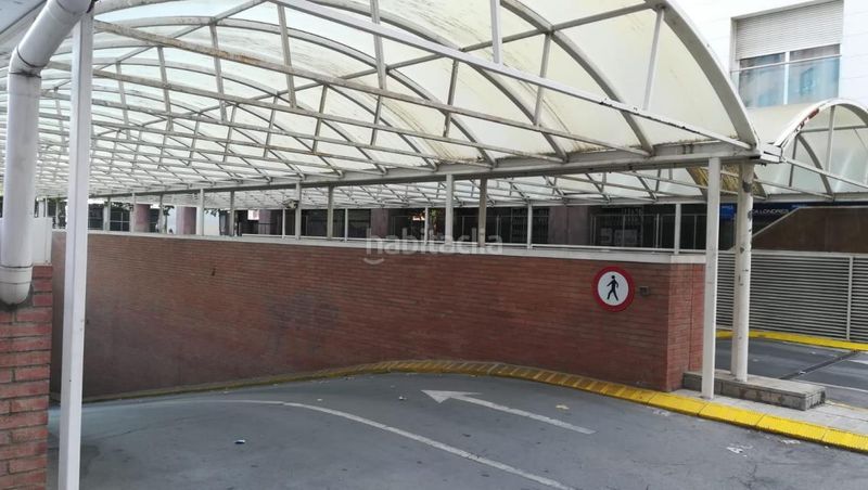 Foto dfb3f434-2be7-4ceb-98ae-0d8b3cb374f2. Aparcament cotxe a Creu Alta Sabadell