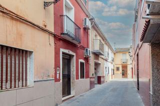 Xalet  Sant bernat. Solvia inmobiliaria  casa carcaixent