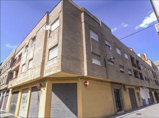Aparcament cotxe  Albuera. Solvia inmobiliaria  garaje alzira