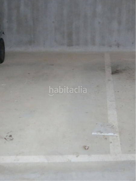 Foto abbdeb3a-5eff-47ac-8e75-faf96dc36717. Parking coche solvia inmobiliaria garaje en Avinguda Catalunya Sant Carles de la Ràpita