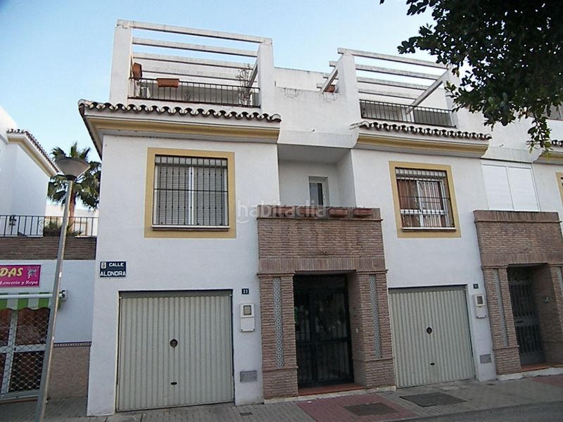 Foto 64335149-398a-4425-80a4-da297f931ff4. Casa aparellada amb aparcament a Cártama pueblo Cártama