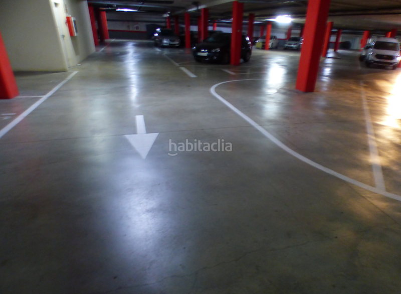 Foto 09ef362c-4078-4a14-b1ea-494833d688af. Parking coche solvia inmobiliaria garaje en Banyoles