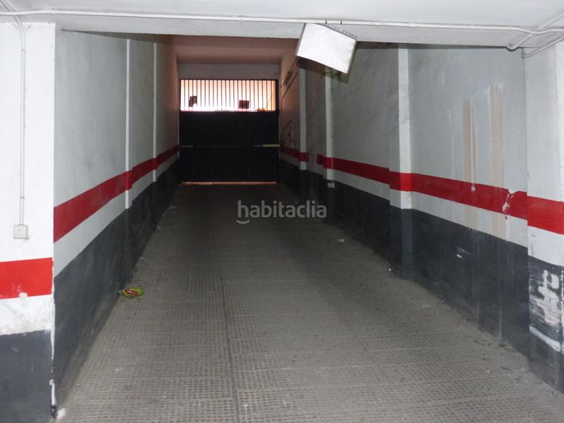 Foto bca9368c-532f-4367-aa8f-2519cb96e813. Autoparkplatz in Centro Almazora / Almassora