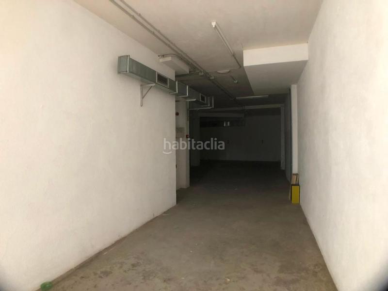 Foto 189857dc-3ad3-4c4b-b0b9-803d23025195. Aparcament cotxe a Castellbisbal