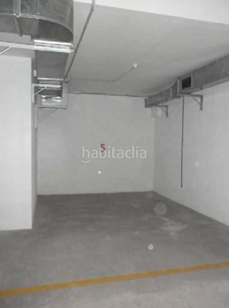 Foto 55debebb-665a-409c-98e7-2db4587f5b79. Aparcament cotxe a Castellbisbal