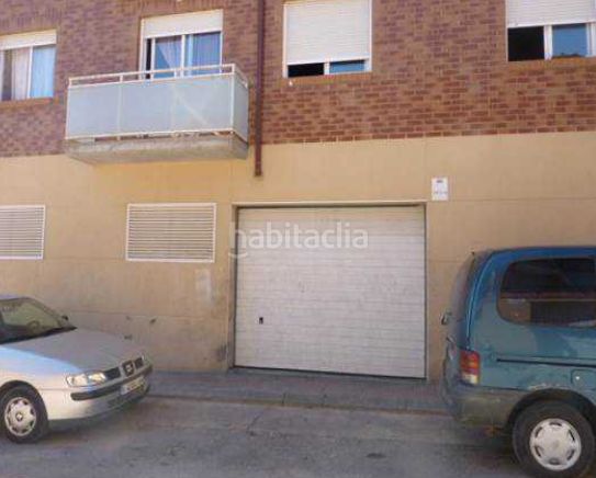 Foto d88b9420-5c7f-4017-84d1-a017250d3560. Aparcament cotxe a Ricla