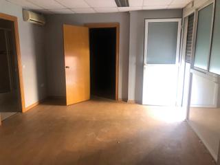 Local commercial  Enric granados. Solvia inmobiliaria  locales sant boi de llobregat