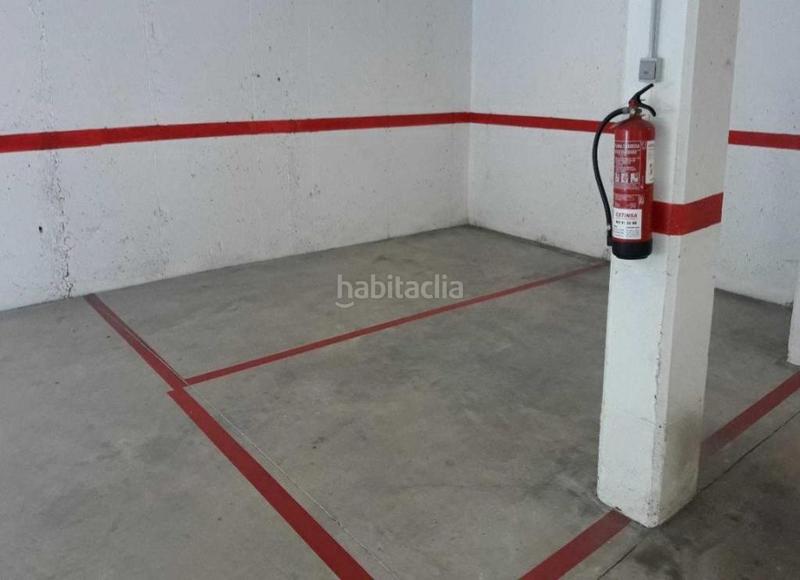 Foto 5e07694d-6ea3-4a63-a4fb-b1a2437bfc59. Autoparkplatz in Vallirana