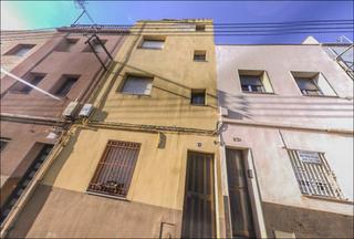 Appartement  C/ roger de lluria. Solvia inmobiliaria  piso mataró