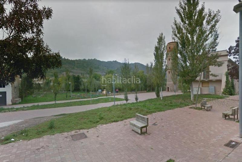 Foto 48ddd47c-010d-4544-8bcd-af74db79dd61. Aparcament cotxe a Sallent