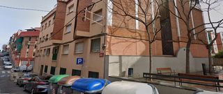 Flat  C/ ángel guimera. Solvia inmobiliaria  piso santa coloma de gramenet