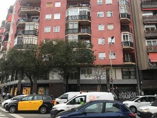 Etagenwohnung  Felip ii. Solvia inmobiliaria  piso barcelona