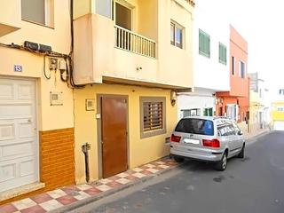 Pis  C/ cedro (la jaca). Solvia inmobiliaria  piso arico