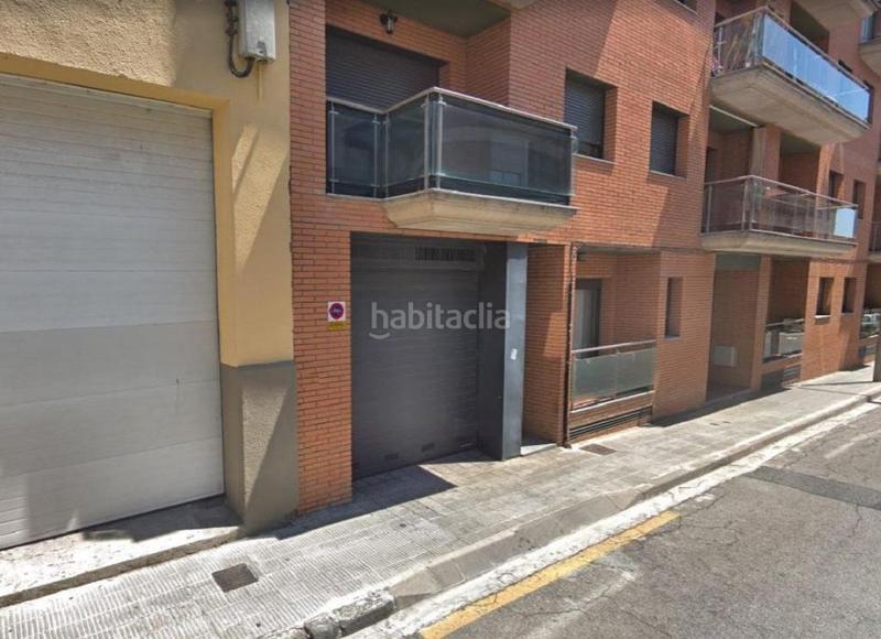 Foto 7a1d0ca4-cf1e-4578-a637-cbd69587ae78. Car parking in Manlleu