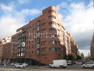 Foto 9742237b-85d3-4b3b-9486-649d2b6f225c. Aparcament cotxe a Legazpi Madrid