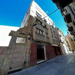 Pis  C/ de montcada. Solvia inmobiliaria  piso tortosa